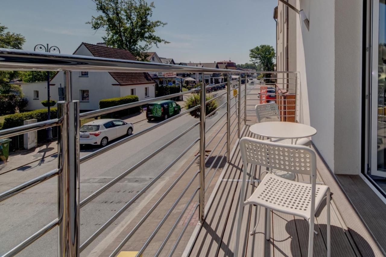 Pod Winogronem - Apartamenty Z Basenem I Wyzywieniem Pobierowo Dış mekan fotoğraf