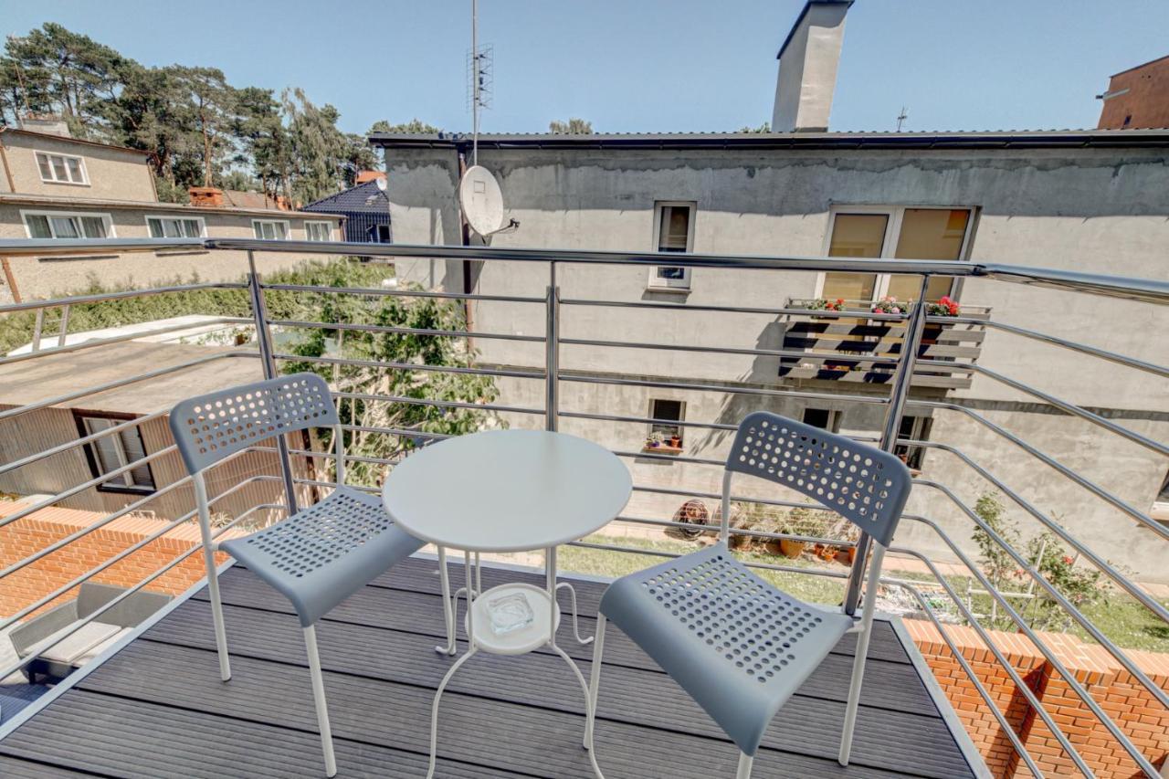 Pod Winogronem - Apartamenty Z Basenem I Wyzywieniem Pobierowo Dış mekan fotoğraf