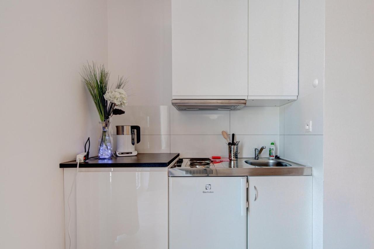 Pod Winogronem - Apartamenty Z Basenem I Wyzywieniem Pobierowo Dış mekan fotoğraf