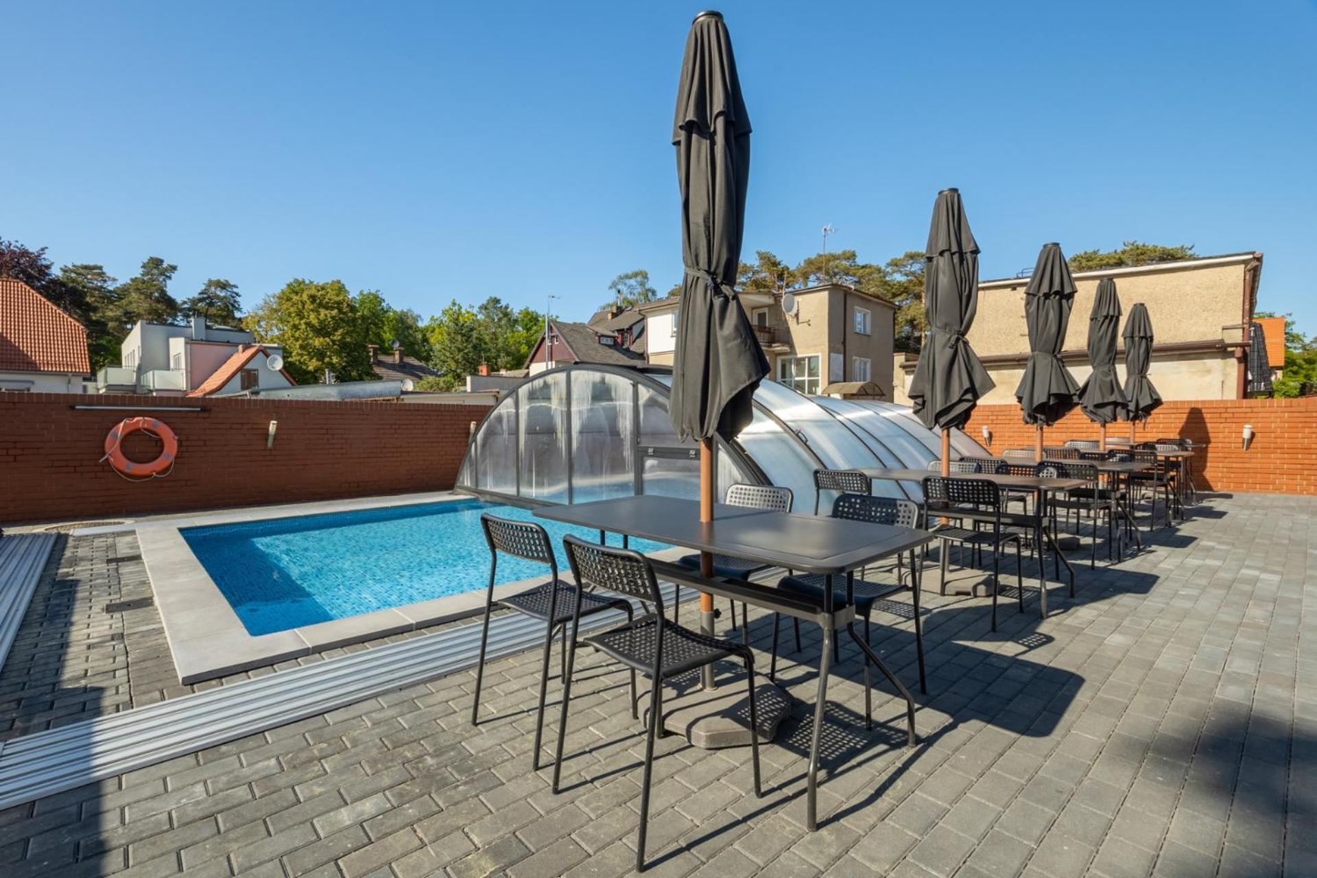 Pod Winogronem - Apartamenty Z Basenem I Wyzywieniem Pobierowo Dış mekan fotoğraf
